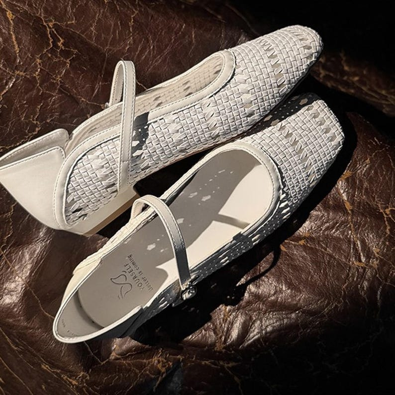 Women’s Handwoven Leather Flat Sandals