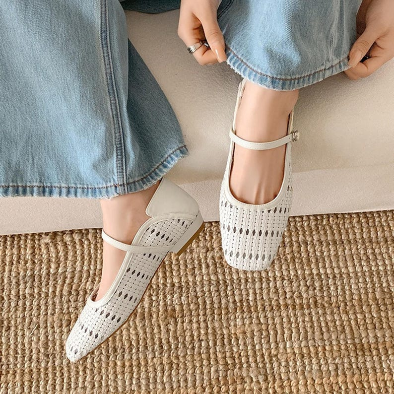 Women’s Handwoven Leather Flat Sandals