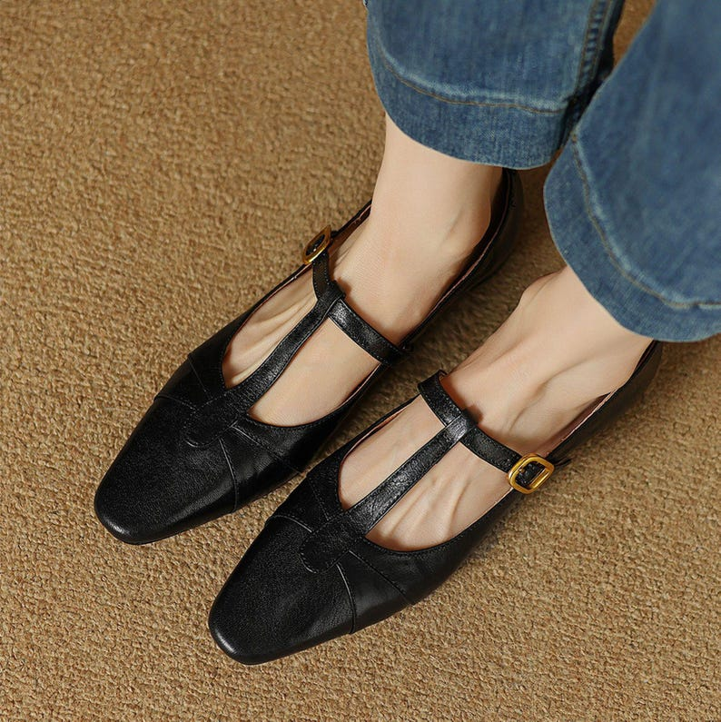 Vintage White Pointed-Toe Mary Jane Flats