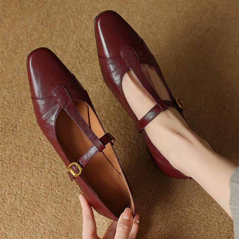 Vintage White Pointed-Toe Mary Jane Flats