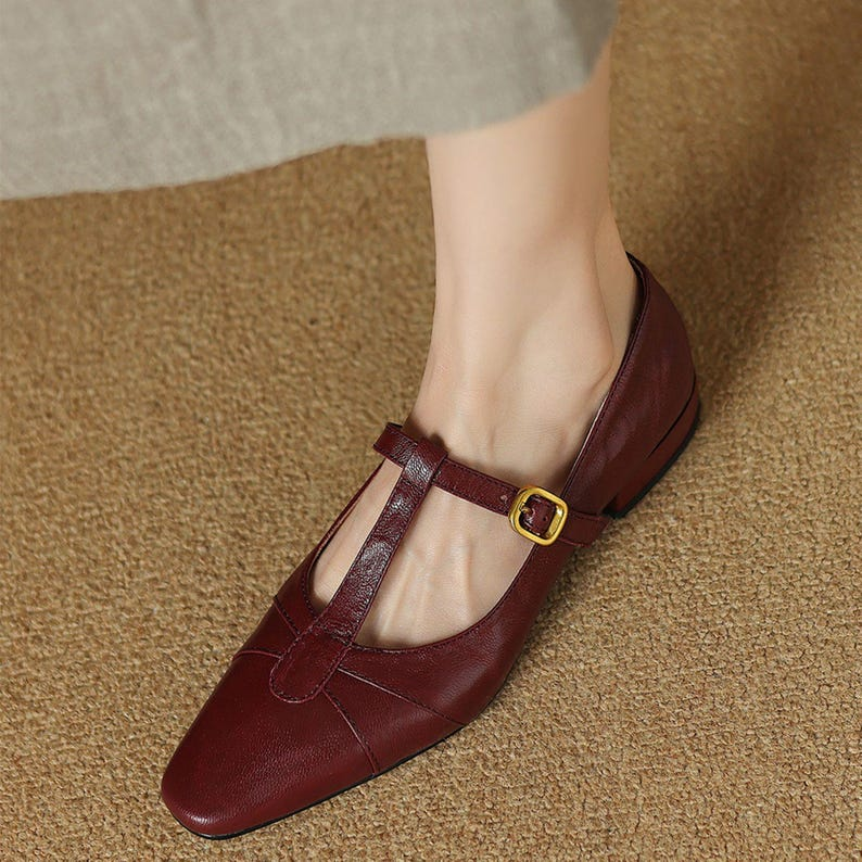 Vintage White Pointed-Toe Mary Jane Flats