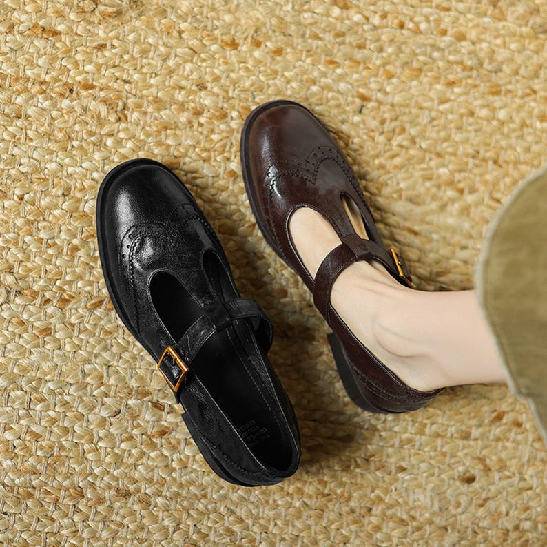 Retro Brown Leather Mary Jane Flats