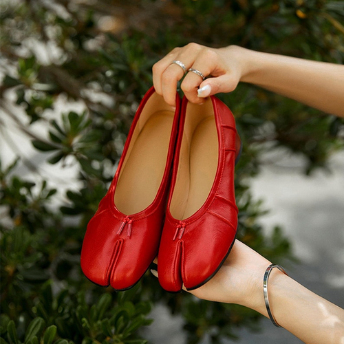 Black Leather Tabi Mary Jane Flats