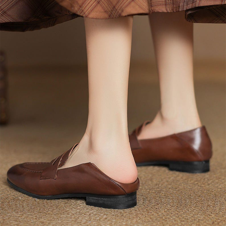 Vintage Black Leather Loafer Flats
